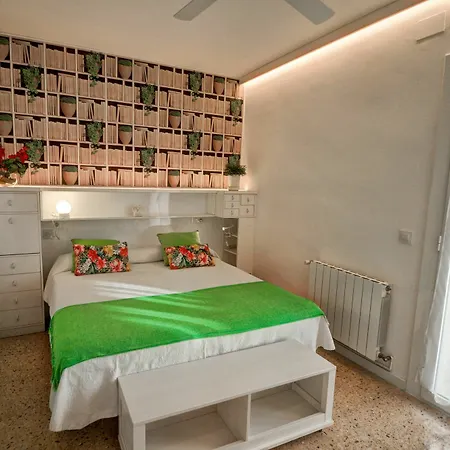 2br View *